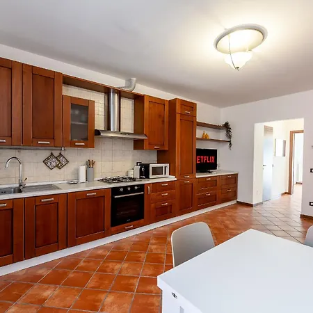 아파트 Spacious At 5 Min Walk From Station *