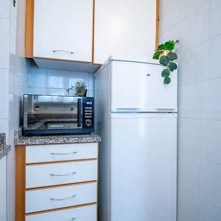 Appartement Duomo 10 Minutes Away Spacious 5 Pax Balcony Wifi Ac Milaan