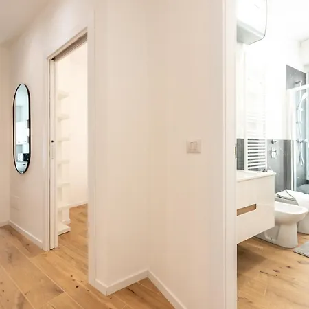 Navigli 2-bedroom And Sofa Bed 밀라노