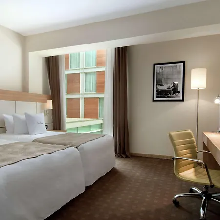 Hotel Doubletree By Hilton Milán