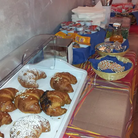 Iride Stazione Lambrate Citta Studi 2* Milaan