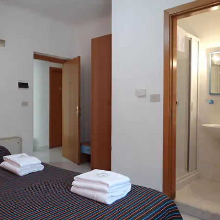 Amendola Fiera Milán