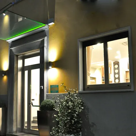 Hotell Dover 2*
