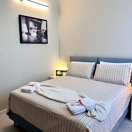 In Certosa, Milan, Near The Center * 米兰