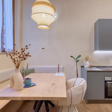 M1-m2 Modern Loft Just A Stone's Throw From The Metro Milaan