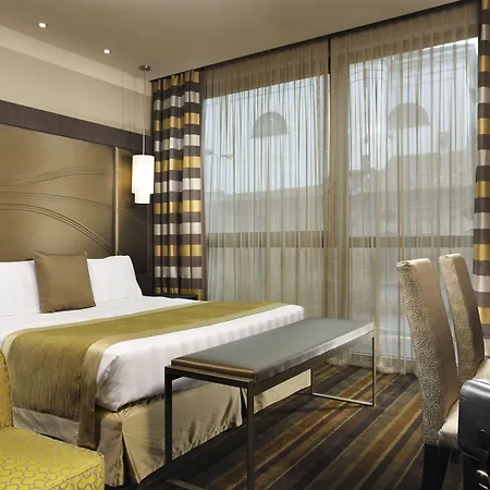 Uptown Palace 4* Милан