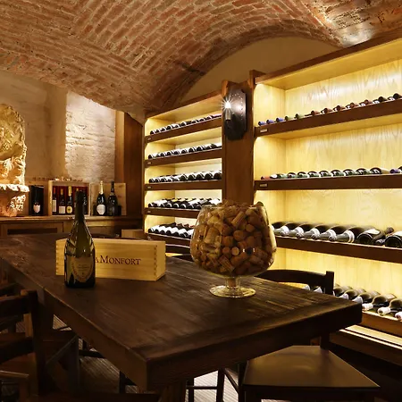 Chateau Monfort - Relais & Chateaux Hotel