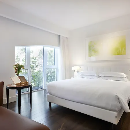 Отель Magna Pars L'hotel A Parfum, Small Luxury Of The World