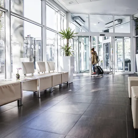 Отель Degli Arcimboldi