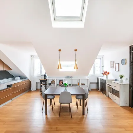 Easylife - - Maroncelli 5 - Porta Garibaldi *