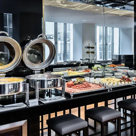 The Square Duomo - Preferred & Hotel 4*