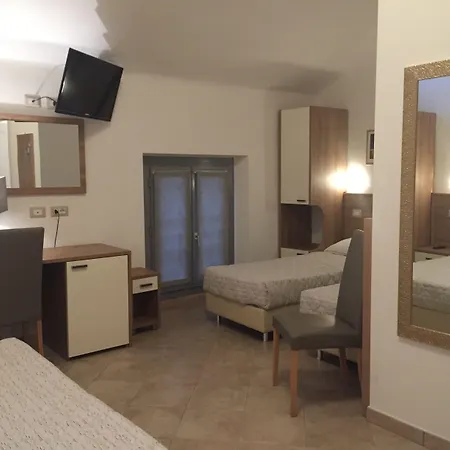 Montecarlo Hotel Milán