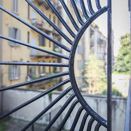 Hacca Collection - Bocconi Blue House