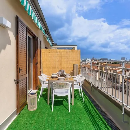 Apartamento Exclusive Rooftop Vista Duomo Milão