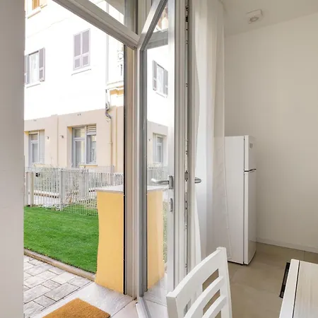 公寓 Just Urban Stays - Bilocale Moderno Navigli - Metro M2 米兰