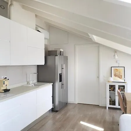 Apartamento Rooftop Retreat Martesana Milão