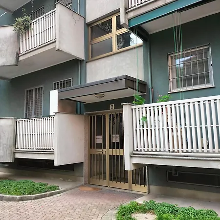 Hockey Arena Studio, 7 Min To Metro, Close To Linate And Fabrique *