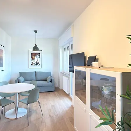 Modern & Cozy Flat - San Siro Stadium Apartament Mediolan