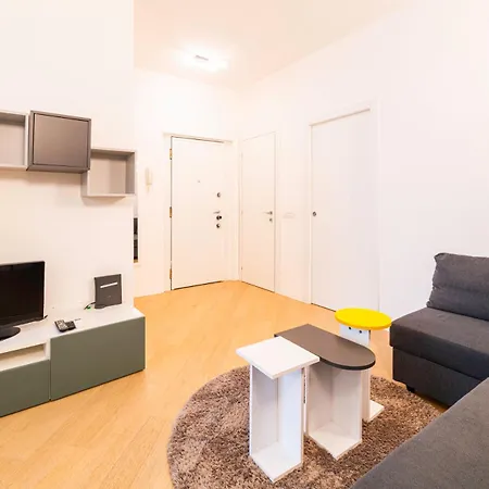 Roncaglia 25, Lejlighed Milano