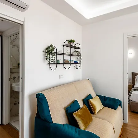 Stayeasy Bordighera - Navigli 8th Floor Terrace Appartamento Milano