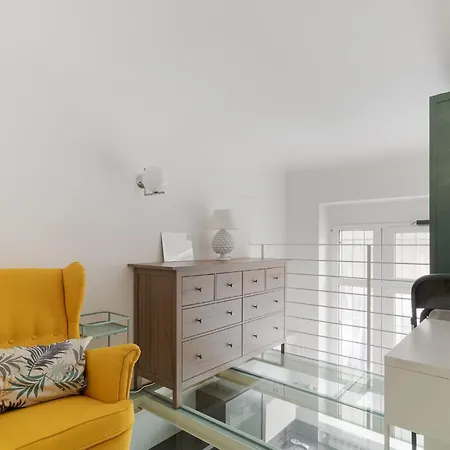 Apartamento Guesthost - Comfortable Loft Citta Studi Milão