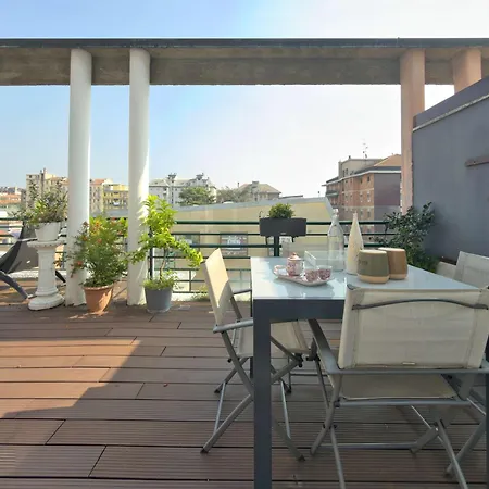 Homeby, Casa Laura * Μιλάνο