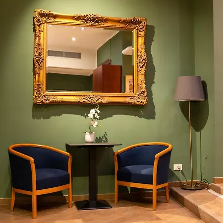 Szálloda Genius Downtown 3*