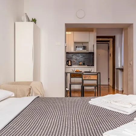 ブレラ アパート *