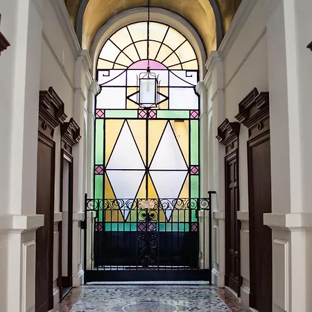 Meraviglioso Nel Centro Di * Milánó