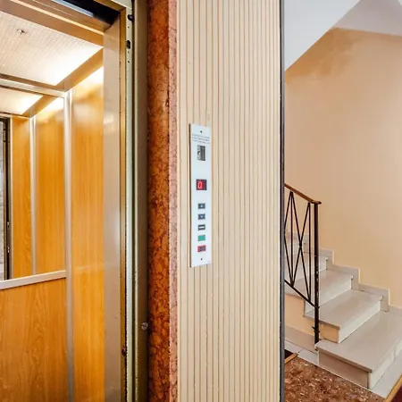 San Siro Hideaway, Garage,metro&wifi! アパート *