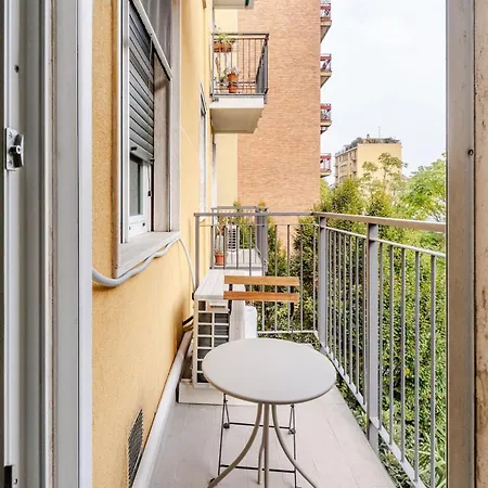 San Siro Hideaway, Garage,metro&wifi!