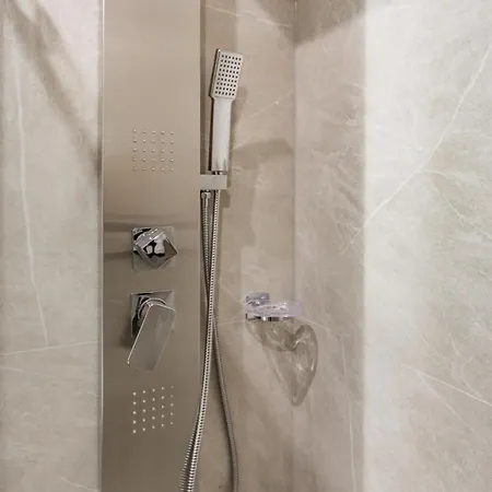 公寓 Regina24 Luxury - Elegante A Porta Venezia, 5 Min Dalla Metro *