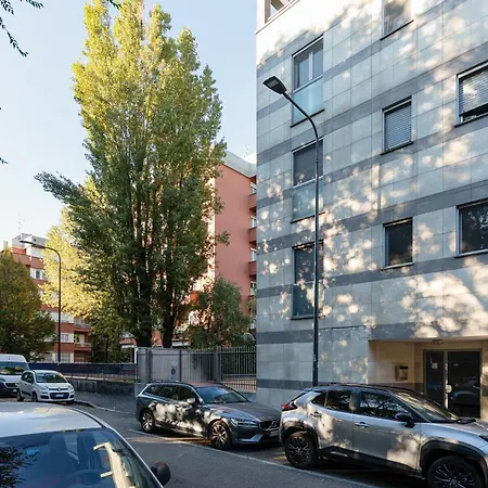 Apartmán Guesthost - Bright M1 Precotto *