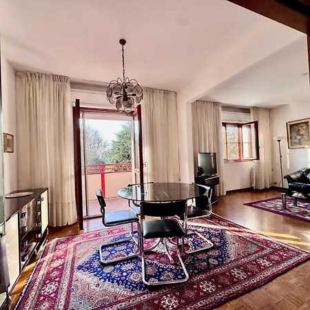 Kibilu - Via De Ruggiero 밀라노