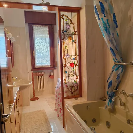 Attico Lux - Trilocale Con Garage Metropolitana Blu Apartment