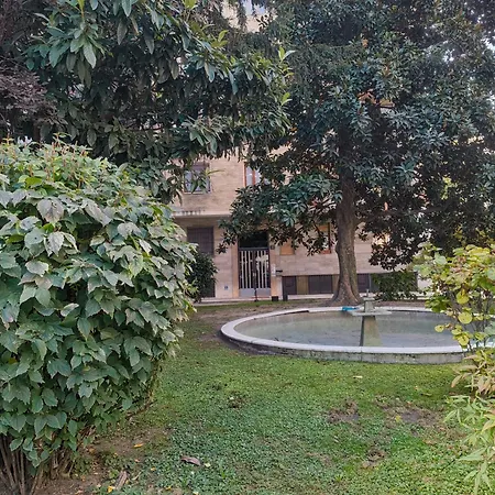 Attico Lux - Trilocale Con Garage Metropolitana Blu Apartment