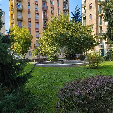 Apartment Attico Lux - Trilocale Con Garage Metropolitana Blu Mailand