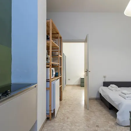 I Host - Lamarmora 3a