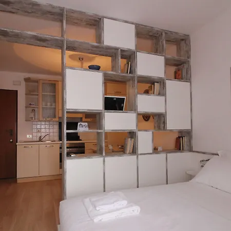 Apartment Bligny 39 B Milan