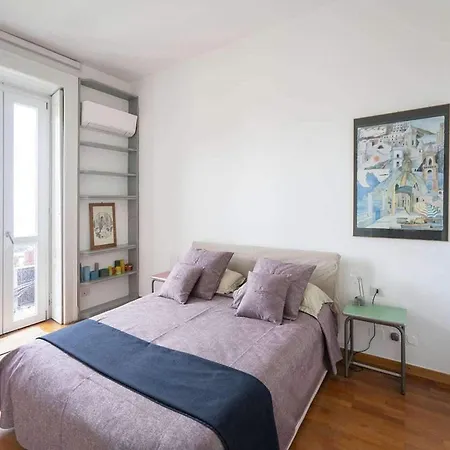 Apartamento Stylish Retreat For Two In Milão