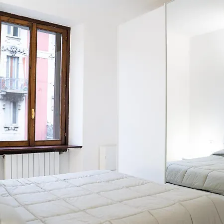 Dergano Bilocale Luminoso Vicino Metro M3 * Milan