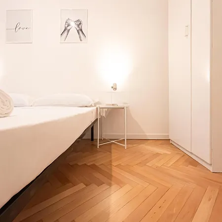 Rrrapido Sant' Ambrogio And - Via Olona Apartment *