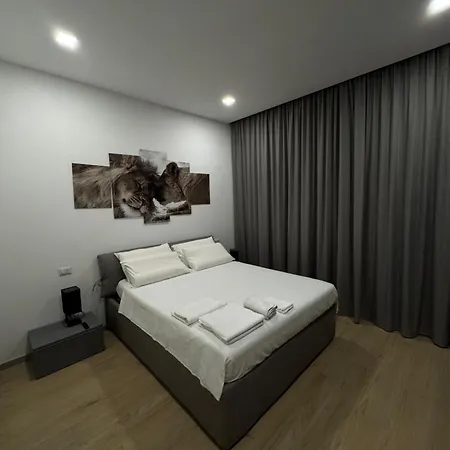 Apartment Moderno Con Wi-fi E Ac - Vicino Stazione E Metro M3 *