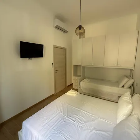 Milan - 2Br 2Ba Apt - 5 Min Walk To Metro & Train