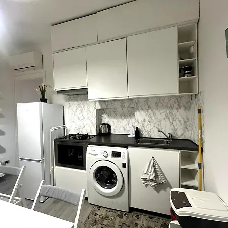 Milan-porta Venezia Ac Wi-fi Apartment *