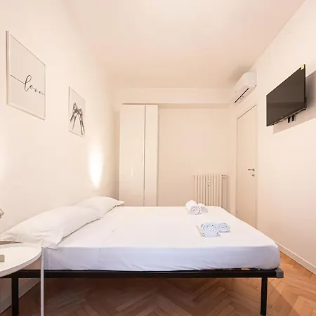 Rrrapido Sant' Ambrogio Suites&rooms - Via Olona