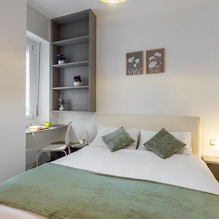 Giambellino Trilocale Accogliente Con Garage * 米兰