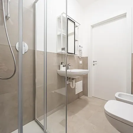 Rrrapido Sant' Ambrogio Suites&rooms - Via Olona Milán