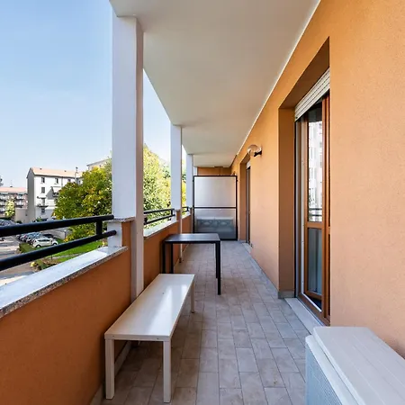 Valtorta Living - Elegant 3br Mm Turro 아파트 밀라노