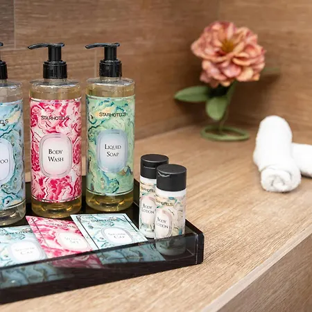 Hotel Starhotels Echo 4*